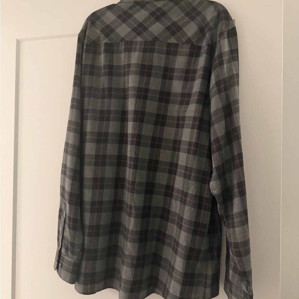 Travis Mathew Plaid Button-Up Shirt - Picture 2 of 2